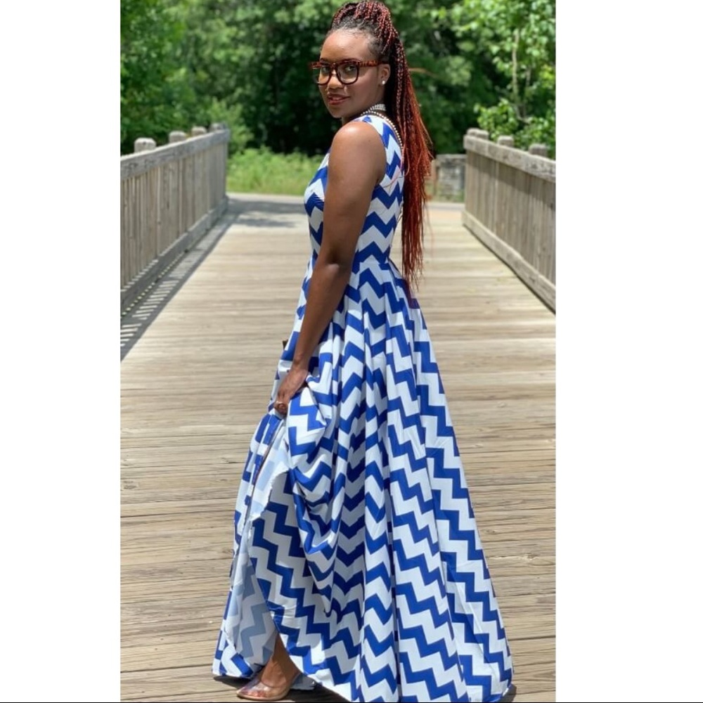 Chevy Print Maxi Dress - Picture 3 of 3